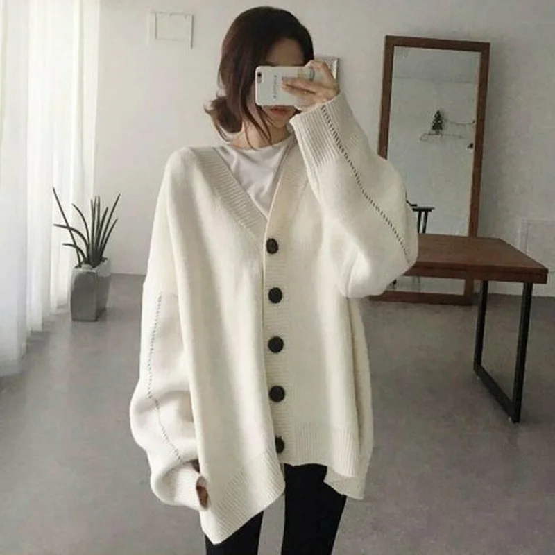2023 New Winter Buttons Cardigan Women Autumn Sweater Breasted Knitted Jacket Korean Style Female Oversized Sweaters Outwear
2023 New Winter Buttons Cardigan Women Autumn Sweater Breasted Knitted Jacket Korean Style Female Oversized Sweaters Outwear