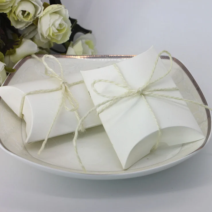 100 x White Wedding Favors Pillow Style Candy Boxes package Paper Gift Boxes + White Linen Rope
100 x White Wedding Favors Pillow Style Candy Boxes package Paper Gift Boxes + White Linen Rope