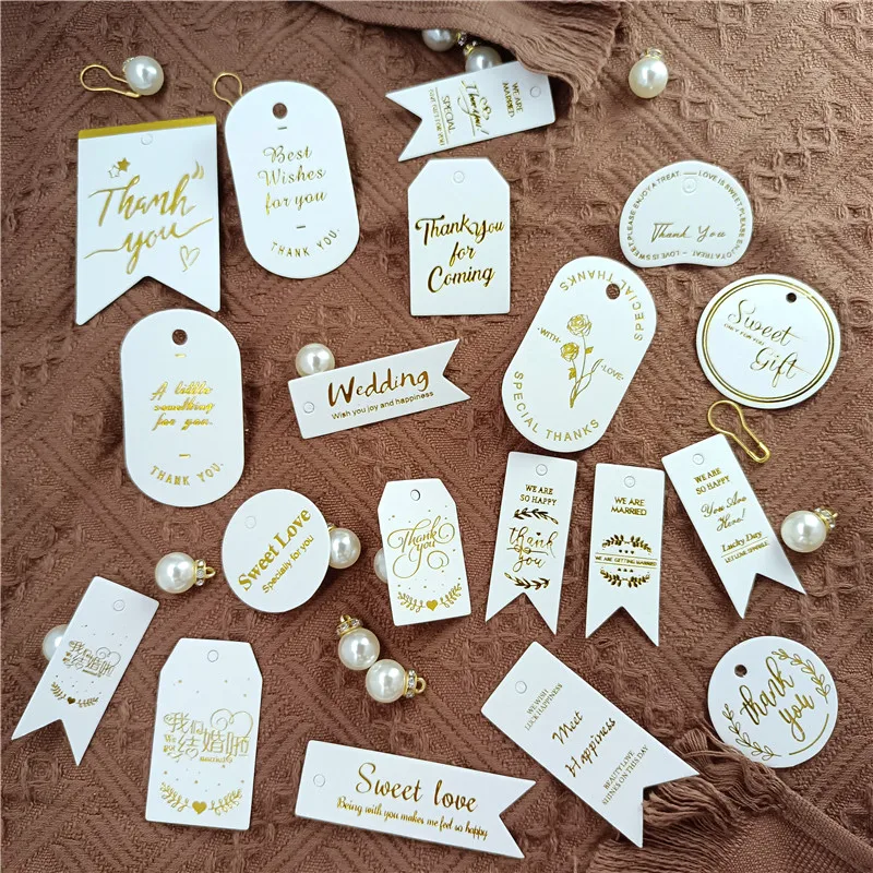 100pcs/Lot Geometric Bronzing Hang Tags for Wholesale Items DIY Gift Gold Rose Best Wishes Thank You Printed White Card Labels
100pcs/Lot Geometric Bronzing Hang Tags for Wholesale Items DIY Gift Gold Rose Best Wishes Thank You Printed White Card Labels