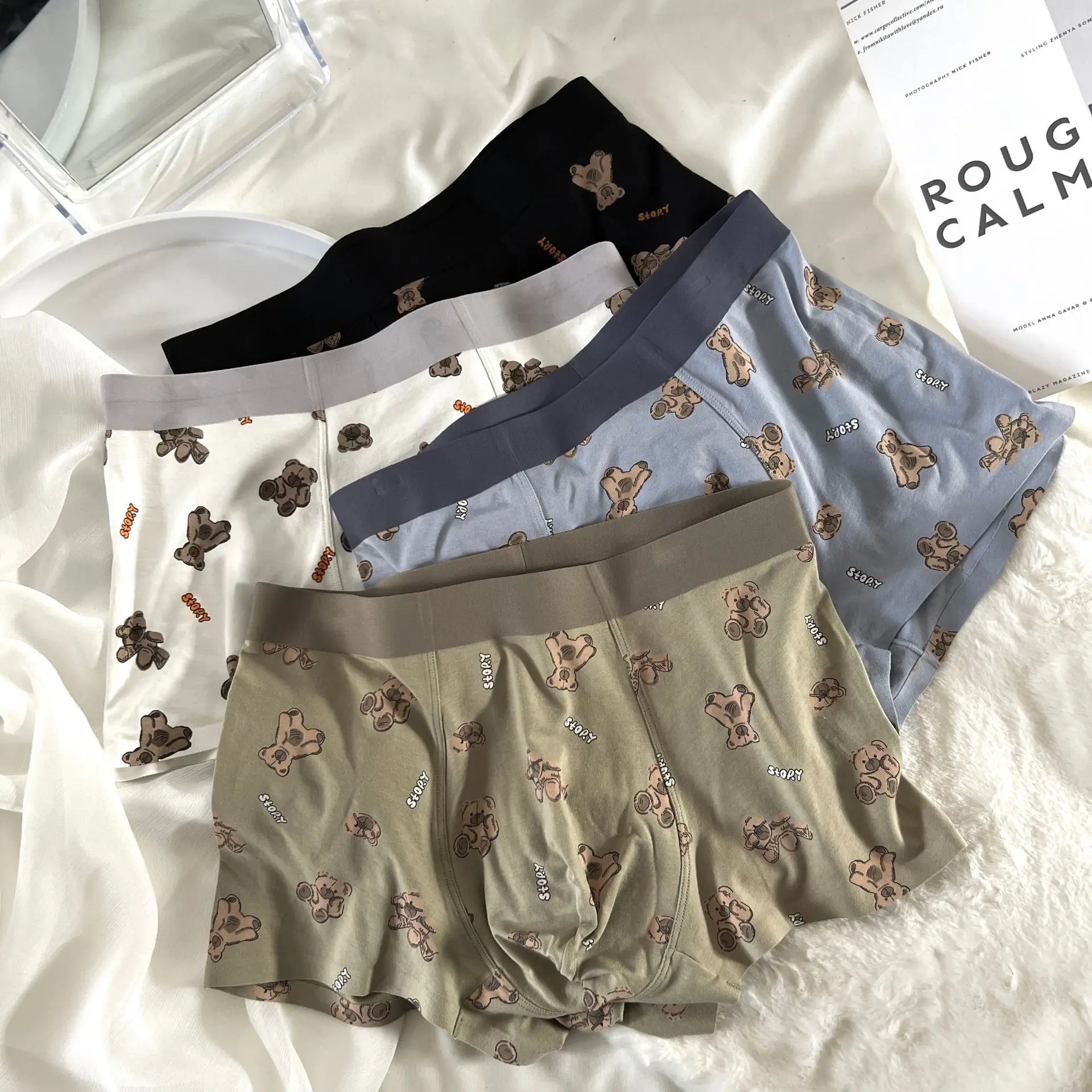 Cartoon bear trend cute young men's underwear Medium waist printed bacteriostatic boxer 3PCS
Cartoon bear trend cute young men's underwear Medium waist printed bacteriostatic boxer 3PCS