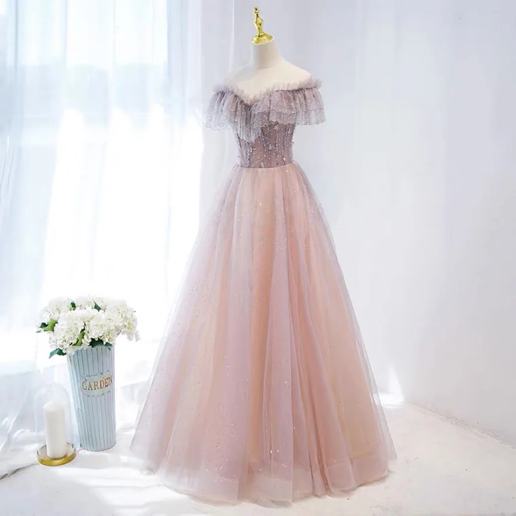 Pink Bridesmaid Dress Appliques Sequined A-Line Wedding Party Boat Neck Off the Shoulder Lace Up Backless Elegant Evening Gowns
Pink Bridesmaid Dress Appliques Sequined A-Line Wedding Party Boat Neck Off the Shoulder Lace Up Backless Elegant Evening Gowns