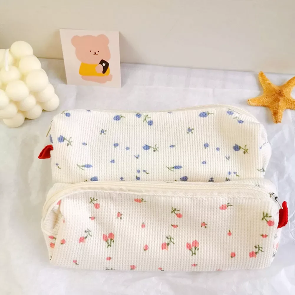 Fresh Style Pencil Bag Small Flowers Pencil Cases Cute Simple Pen Bag Storage Bags School Supplies Stationery Birthday Gifts
Fresh Style Pencil Bag Small Flowers Pencil Cases Cute Simple Pen Bag Storage Bags School Supplies Stationery Birthday Gifts