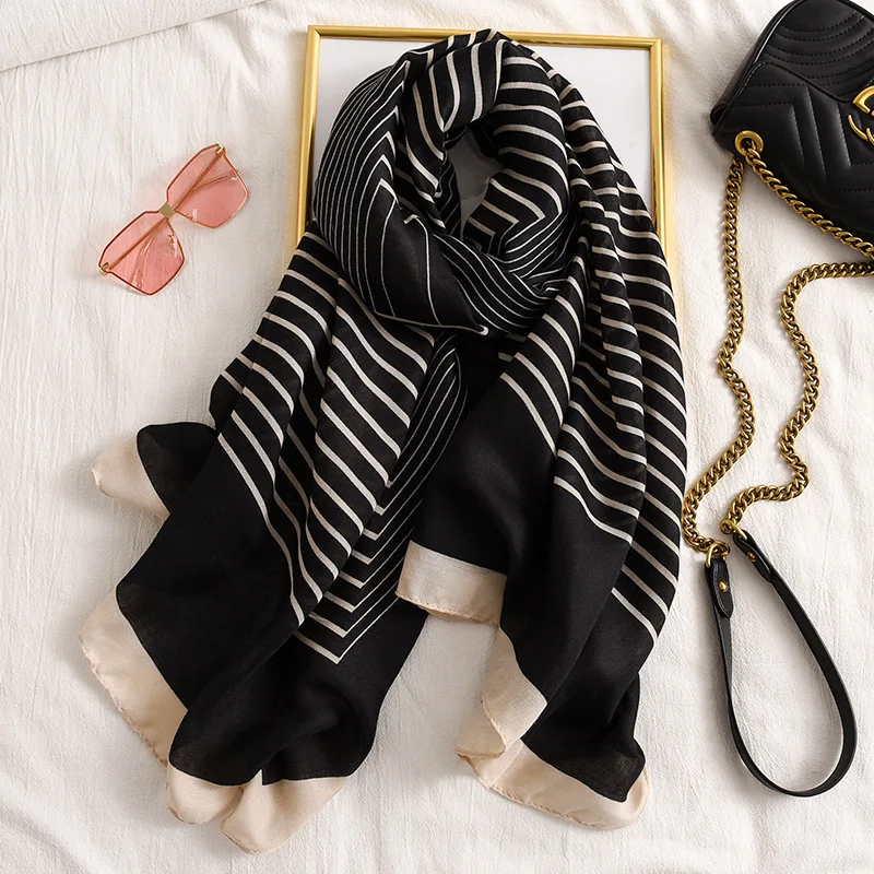 Luxury Brand 2022 Autumn Winter Women Scarf Beach Shawl Cotton Lady Fashion Flower Scarves Bandana Pashmina Wrap Hijabs Pareo
Luxury Brand 2022 Autumn Winter Women Scarf Beach Shawl Cotton Lady Fashion Flower Scarves Bandana Pashmina Wrap Hijabs Pareo