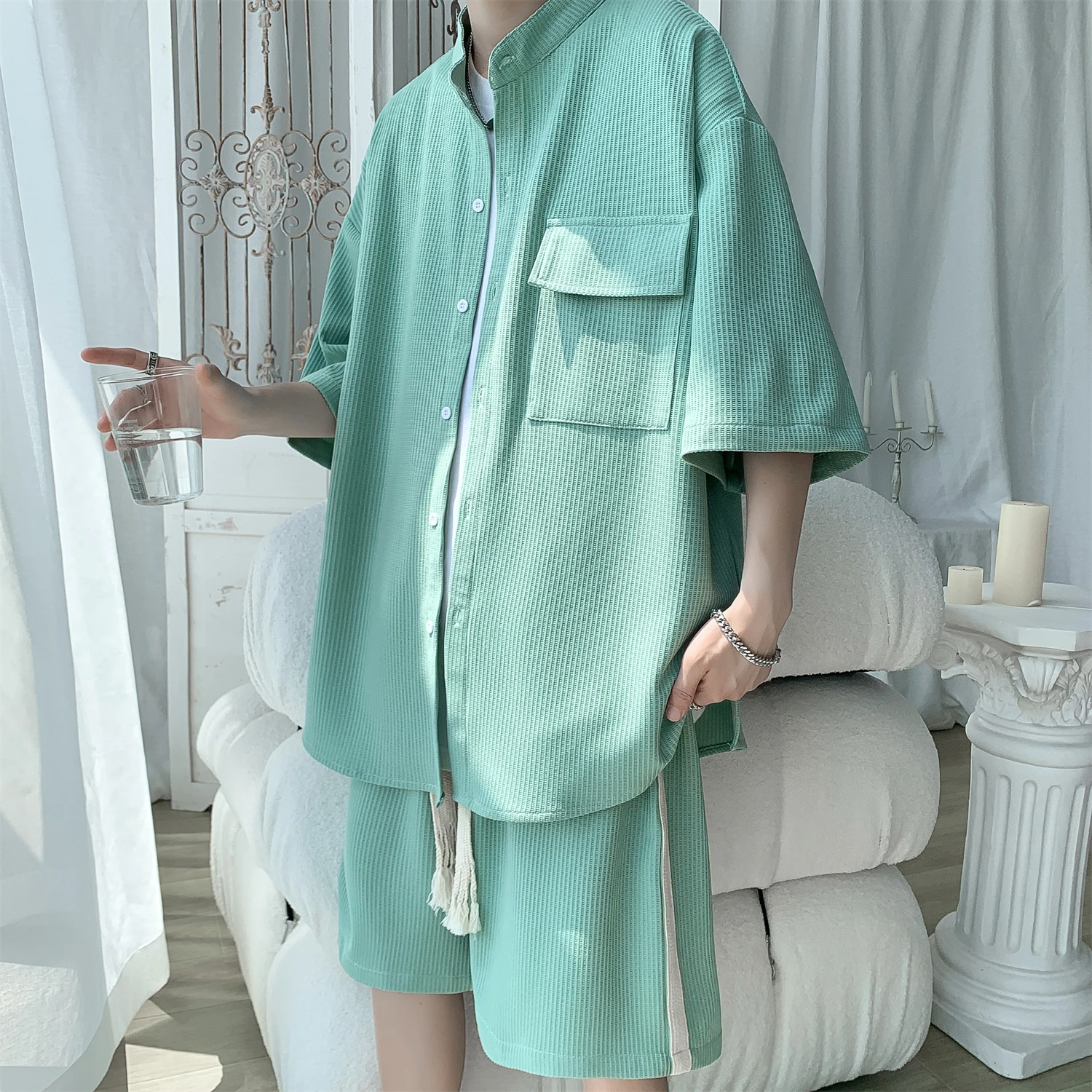 High Quality Summer Loose Casual Ice Silky Men's Sets Plus Size 5XL-M Fashion Simple All Match Stand Collar Shirt + Shorts
High Quality Summer Loose Casual Ice Silky Men's Sets Plus Size 5XL-M Fashion Simple All Match Stand Collar Shirt + Shorts
