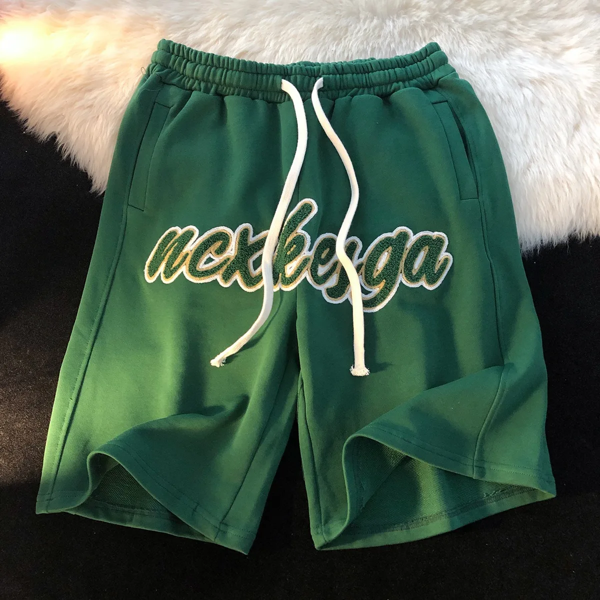 2022 summer street retro letters casual shorts men's fashion brand casual pants sports men's wear g132
2022 summer street retro letters casual shorts men's fashion brand casual pants sports men's wear g132