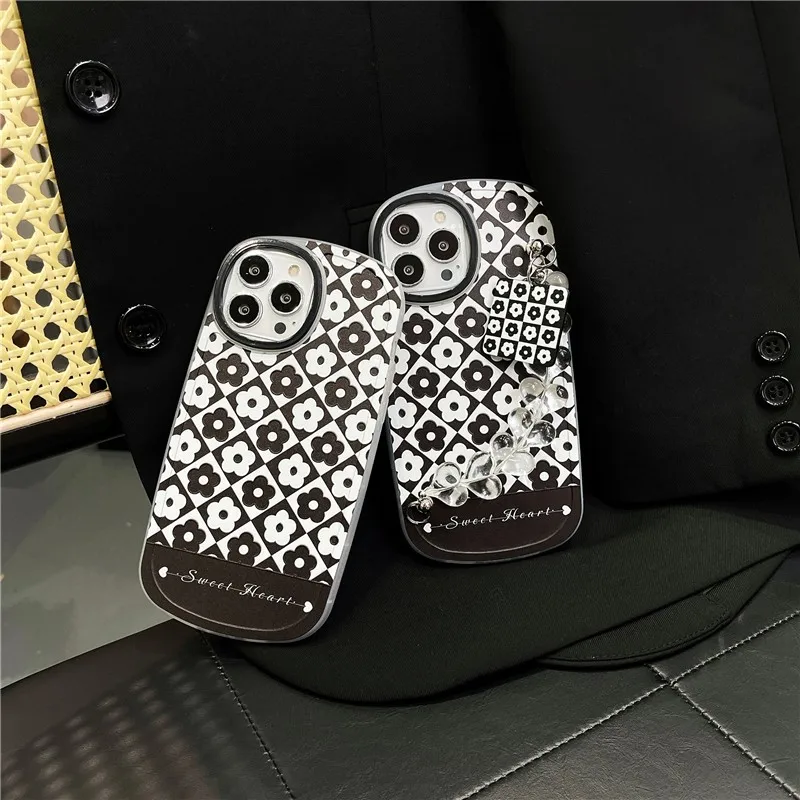 Fashion Cute Black White Flower Chain Wristband Female Soft Case For Iphone 11 12 13 Pro Max Xr X Xs Anti-drop Cover Fundas
Fashion Cute Black White Flower Chain Wristband Female Soft Case For Iphone 11 12 13 Pro Max Xr X Xs Anti-drop Cover Fundas