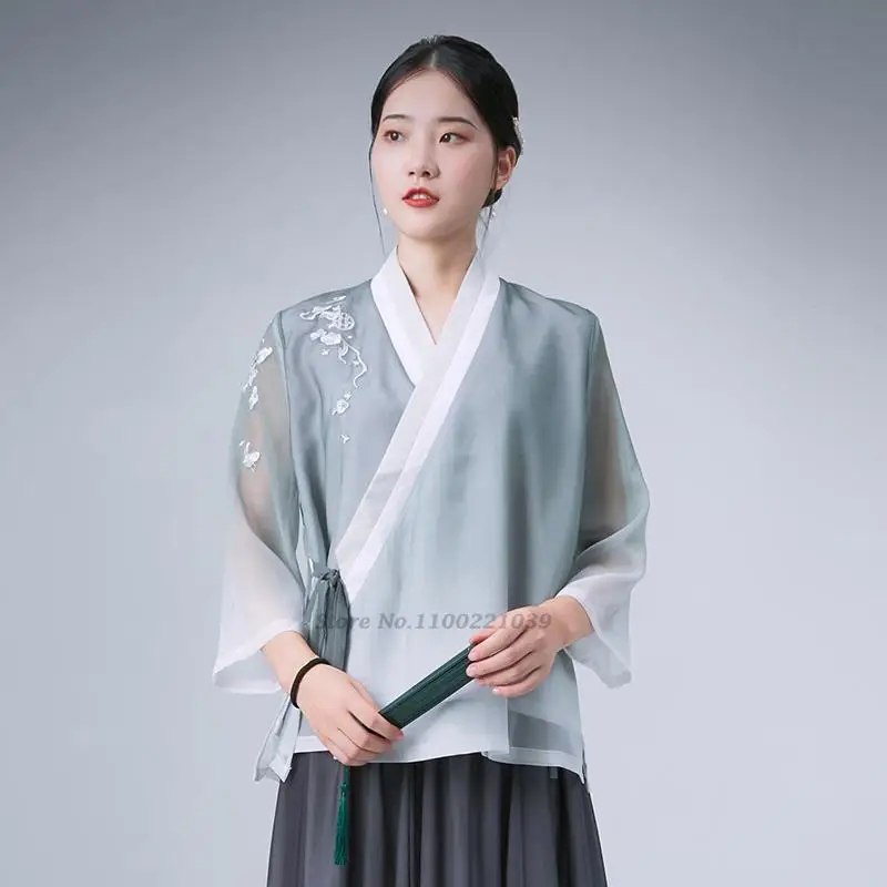 2022 chinese traditional blouse qipao tops ladies vintage cheongsam retro chinese zen suit chiffon blouse oriental tang suit
2022 chinese traditional blouse qipao tops ladies vintage cheongsam retro chinese zen suit chiffon blouse oriental tang suit