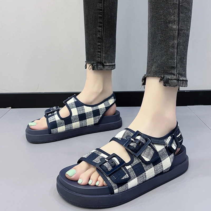 New Women's Fashion Sports Sandals and Lady's Non-slip Waterproof Beach Sandals Open Toe Slippers Women Platform Shoes
New Women's Fashion Sports Sandals and Lady's Non-slip Waterproof Beach Sandals Open Toe Slippers Women Platform Shoes