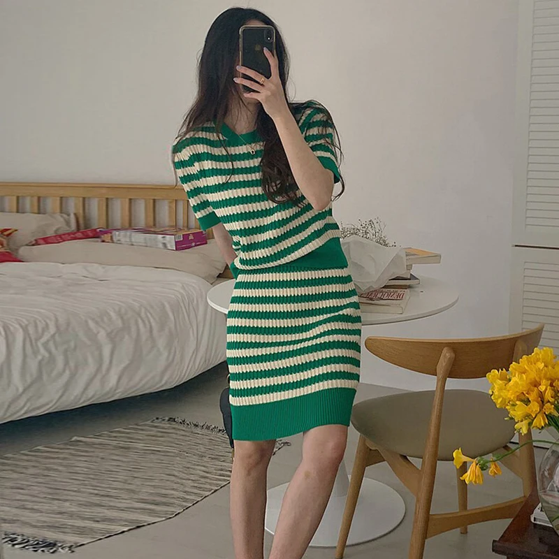 E GIRLS Women Sets 2021 Summer Korean Chic Ladies Gentle Round Neck Pullover Striped Sweater High Waist Mid-Length Hip Skirts
E GIRLS Women Sets 2021 Summer Korean Chic Ladies Gentle Round Neck Pullover Striped Sweater High Waist Mid-Length Hip Skirts