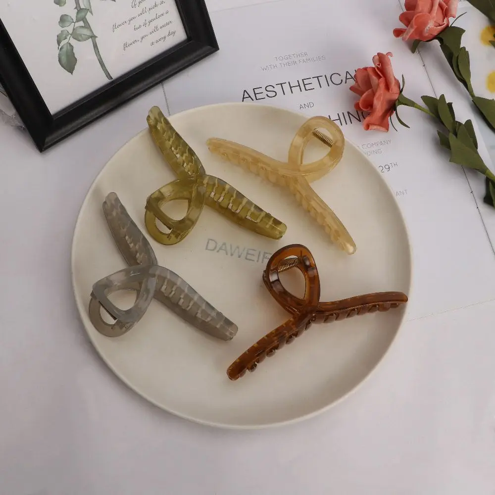 Transparent Elegant Headwear Plastic Candy Color For Girls Ponytail Holder Korean Hair Crabs Women Hair Claws Cross
Transparent Elegant Headwear Plastic Candy Color For Girls Ponytail Holder Korean Hair Crabs Women Hair Claws Cross