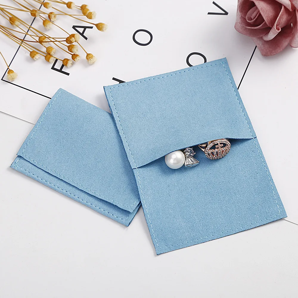 1pcs Microfiber Velvet Bag Jewelry Presents Pouches Envelope Gift Packaging Bag for Ring Earrings Necklace Bracelet Pendant
1pcs Microfiber Velvet Bag Jewelry Presents Pouches Envelope Gift Packaging Bag for Ring Earrings Necklace Bracelet Pendant