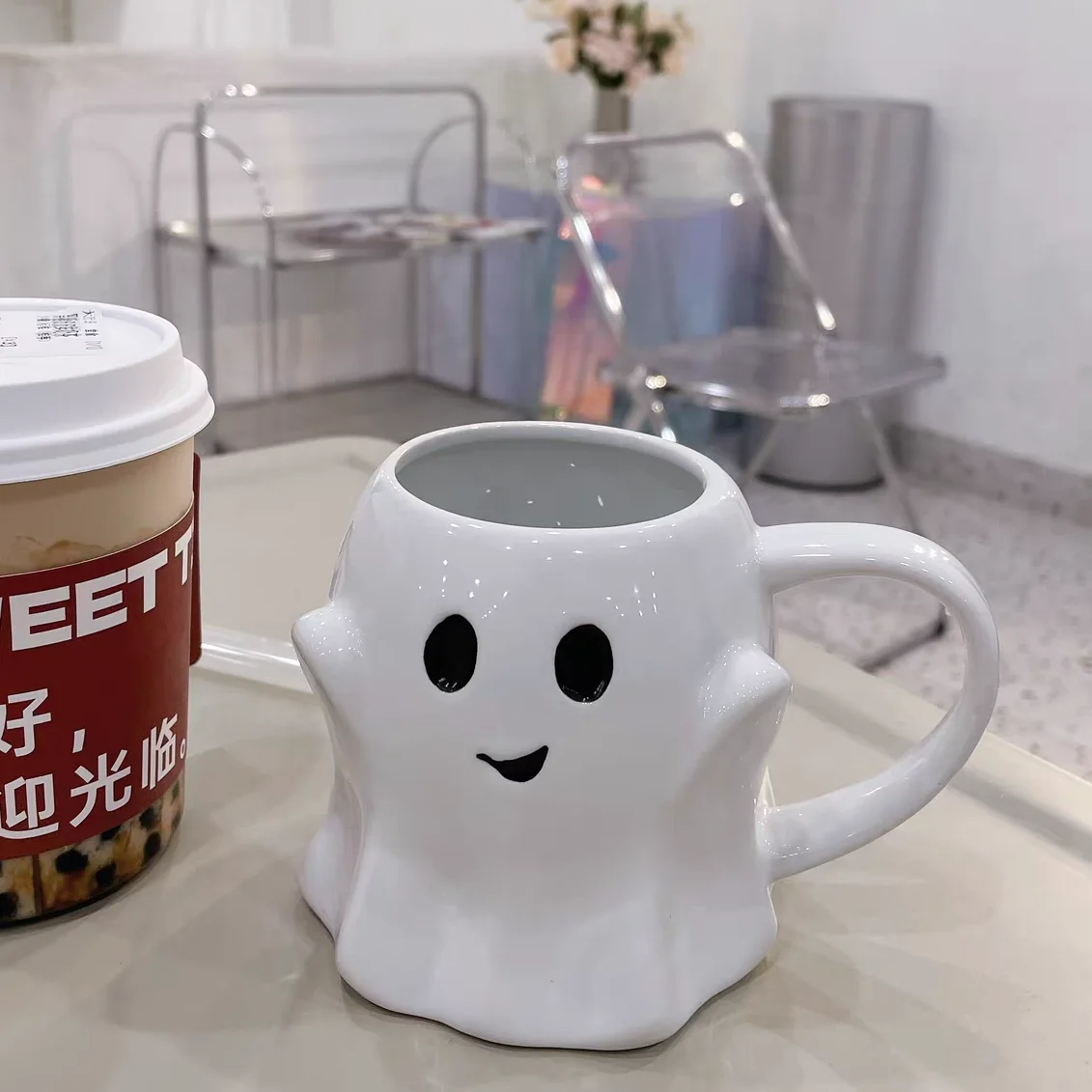 Кофейная кружка на Хэллоуин, мультяшная керамическая чашка с ручкой, призрак, эльф, керамические чашки, чашка для молока, сока, чая, рождественские подарки
Кофейная кружка на Хэллоуин, мультяшная керамическая чашка с ручкой, призрак, эльф, керамические чашки, чашка для молока, сока, чая, рождественские подарки