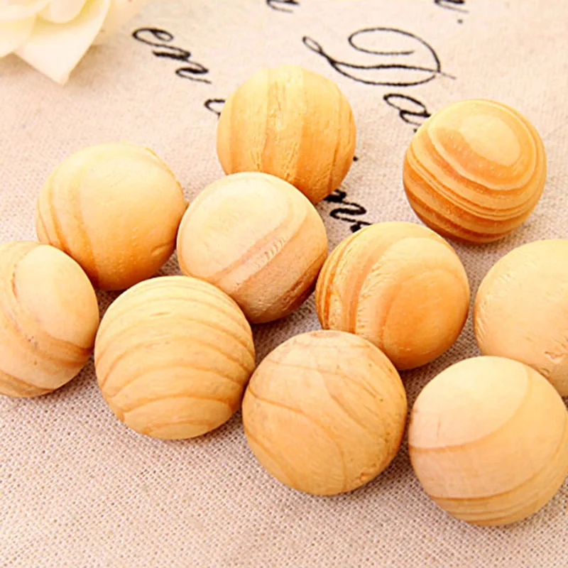 5Pcs/bag Home Wooden Mothballs Fragrant Natural Wood Ball Insect Control Wardrobe Moth Repellent Prevent Mildew Moisture Proof
5Pcs/bag Home Wooden Mothballs Fragrant Natural Wood Ball Insect Control Wardrobe Moth Repellent Prevent Mildew Moisture Proof