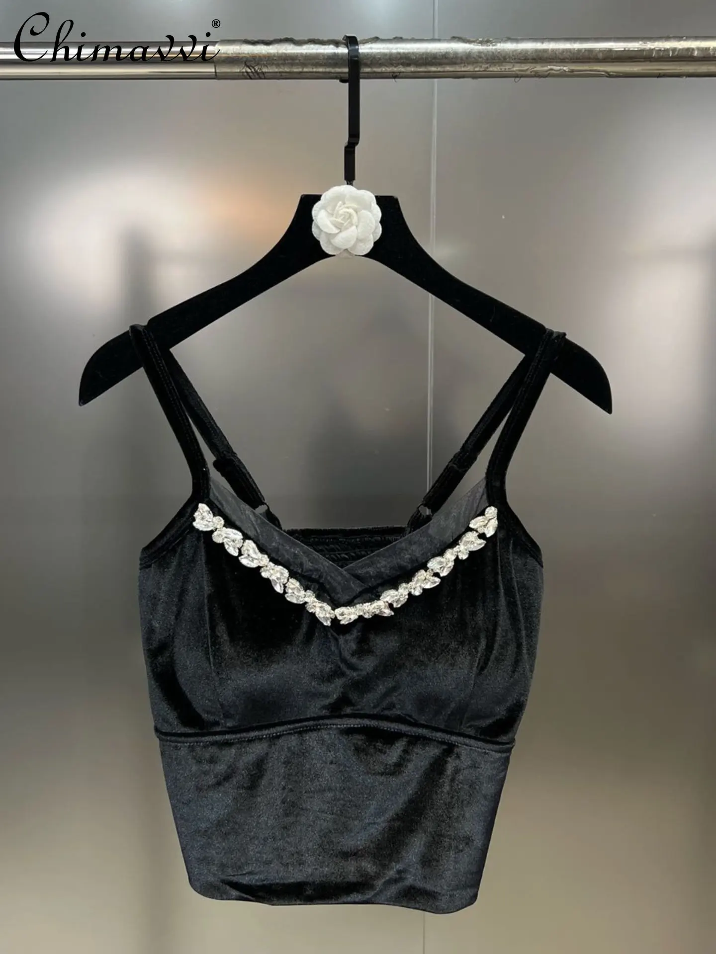 2023 Spring Summer Ladies Fashion Adjustable Shoulder Strap Diamond Camisole Women Sexy V-neck Slimming Velvet Spaghetti Tank
2023 Spring Summer Ladies Fashion Adjustable Shoulder Strap Diamond Camisole Women Sexy V-neck Slimming Velvet Spaghetti Tank