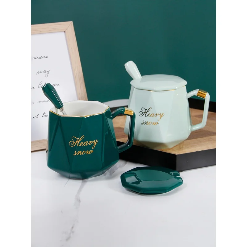 Creative Mug Coffee Cup with Lid Children's Cute Ceramic Couple Home Drinking Cup Office Men
Creative Mug Coffee Cup with Lid Children's Cute Ceramic Couple Home Drinking Cup Office Men