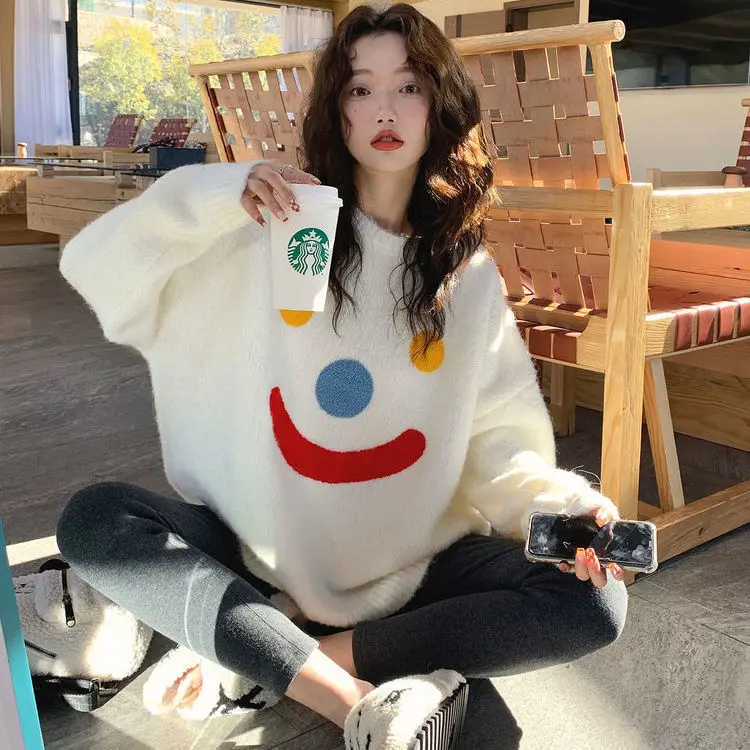 Женский вязаный свитер с улыбающимся лицом, свободный утолщенный пуловер в Корейском стиле с круглым вырезом, Осень-зима 2023 
Женский вязаный свитер с улыбающимся лицом, свободный утолщенный пуловер в Корейском стиле с круглым вырезом, Осень-зима 2023