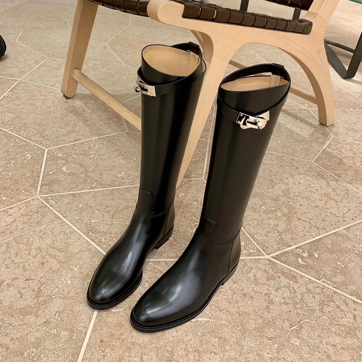 

2022 New Round Head Metal Buckle Back Zipper Boots Women's Winter No More Than Knee Casual Medium High Black Knight Boots