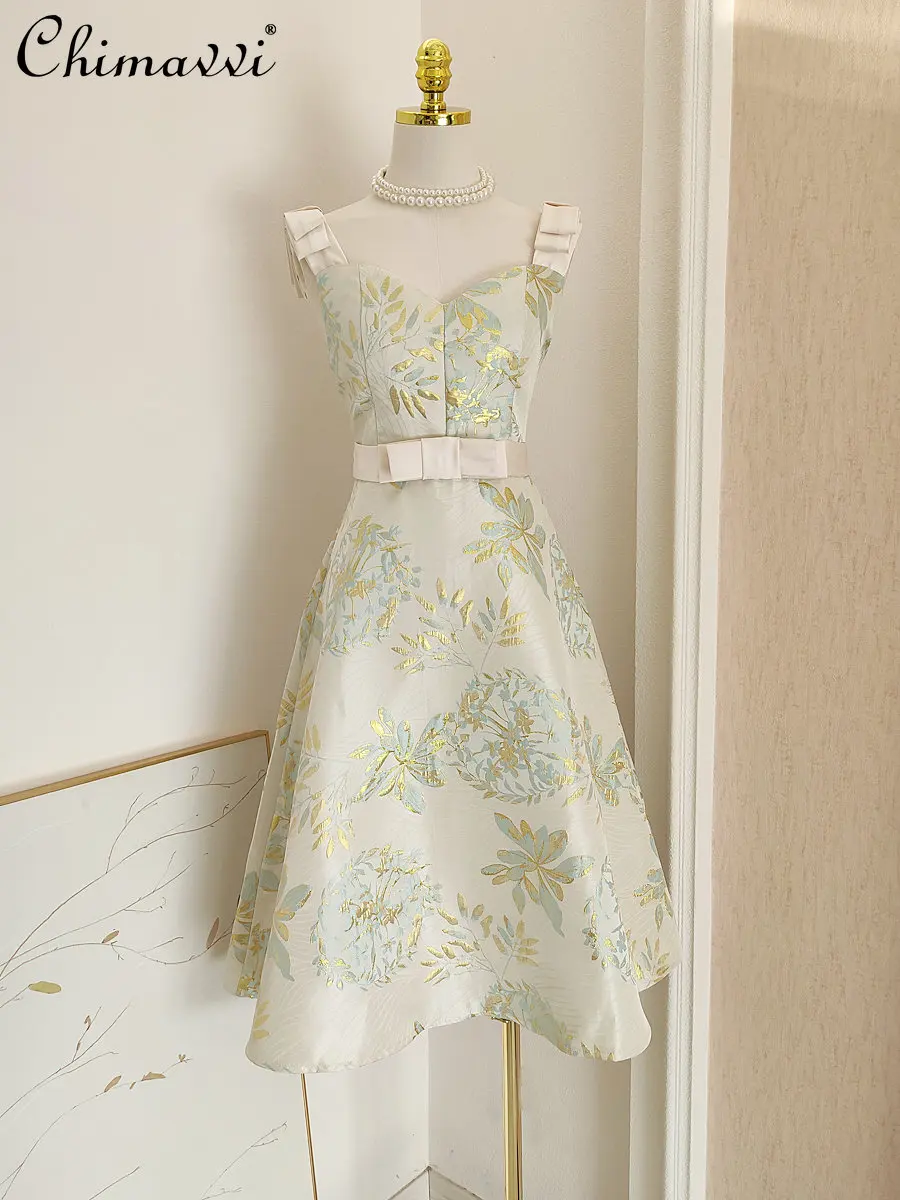 Summer 2023 New French Elegant Hepburn Style Jacquard Dress Fashion Bowknot High Waist Slimming Temperament Camisole Dress
Summer 2023 New French Elegant Hepburn Style Jacquard Dress Fashion Bowknot High Waist Slimming Temperament Camisole Dress