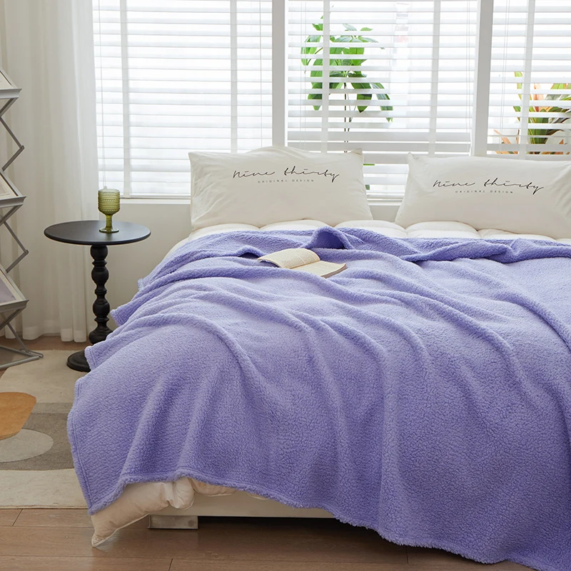Flannel Fleece Blanket Doublesided Lamb Wool Multifunctional Throw Blankets Autumn Winter Fluffy Warm Bedspread for Sofa Bedroom
Flannel Fleece Blanket Doublesided Lamb Wool Multifunctional Throw Blankets Autumn Winter Fluffy Warm Bedspread for Sofa Bedroom
