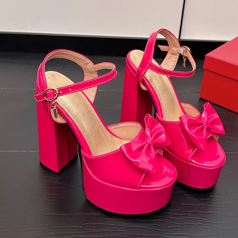 Bright Patent Leather Material, Cute Bow Tie Peep Toe Shoes Super High Thick Heels Hollowed Out Platform Sweet Women's Sandals
Bright Patent Leather Material, Cute Bow Tie Peep Toe Shoes Super High Thick Heels Hollowed Out Platform Sweet Women's Sandals