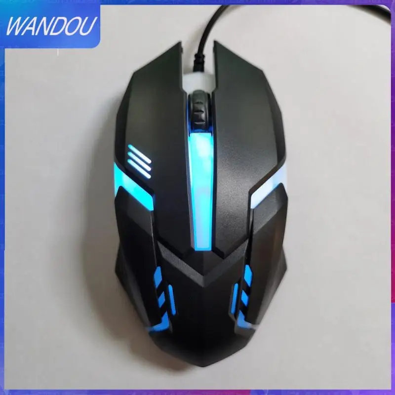 Safe And Stable Without Delay Photoelectric Mouse Light And Smooth Wired Link Wired Mouse 4-color Led Lights Optical Cable Mouse 
Safe And Stable Without Delay Photoelectric Mouse Light And Smooth Wired Link Wired Mouse 4-color Led Lights Optical Cable Mouse