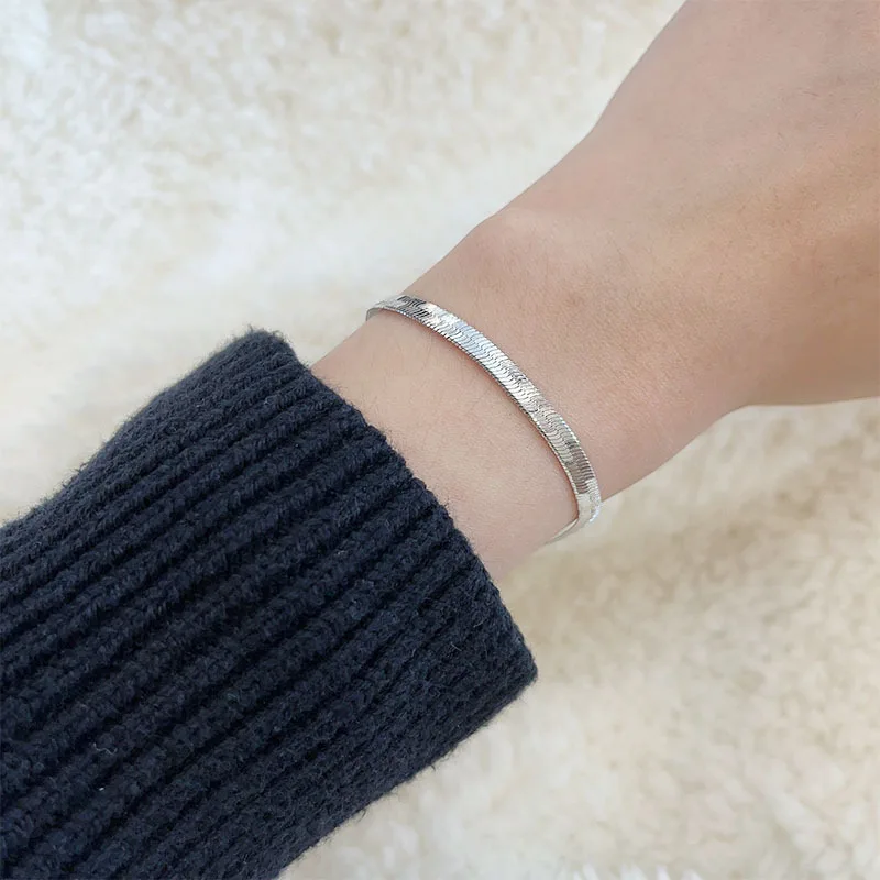 925 Stamp Flat Chains Bangles Bracelets For Women Fashion Retro Wedding Luxury Quality Jewelry Gift Female Free Shipping
925 Stamp Flat Chains Bangles Bracelets For Women Fashion Retro Wedding Luxury Quality Jewelry Gift Female Free Shipping