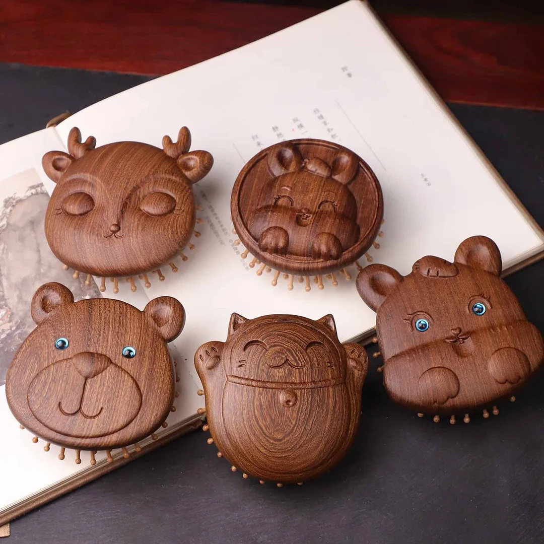 Sculpture Massage Comb Cute Cartoon Air Cushion Portable Comb Bedroom Accessories Anti Static Bear Meridian Comb
Sculpture Massage Comb Cute Cartoon Air Cushion Portable Comb Bedroom Accessories Anti Static Bear Meridian Comb