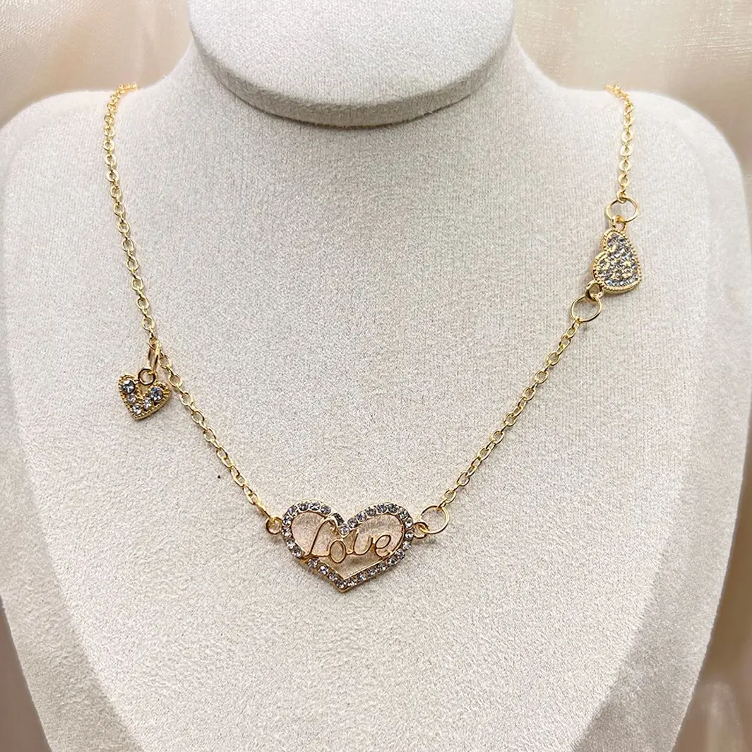 one piece fashion LOVE single layer chain jewelry necklace for women everyday party wholesale free shipping items holiday gift
one piece fashion LOVE single layer chain jewelry necklace for women everyday party wholesale free shipping items holiday gift