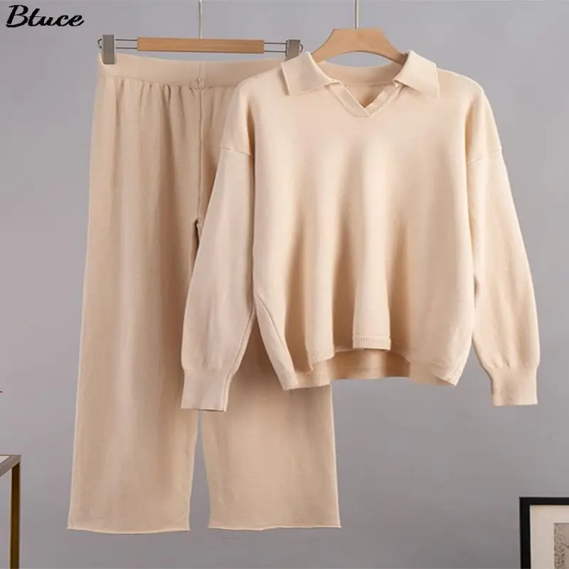Women Elegant Lapel Sweater Set Solid Knitted Pullover Wide Leg Pants Two Piece Set Autumn Winter Fashion Casual Tracksuit 
Women Elegant Lapel Sweater Set Solid Knitted Pullover Wide Leg Pants Two Piece Set Autumn Winter Fashion Casual Tracksuit