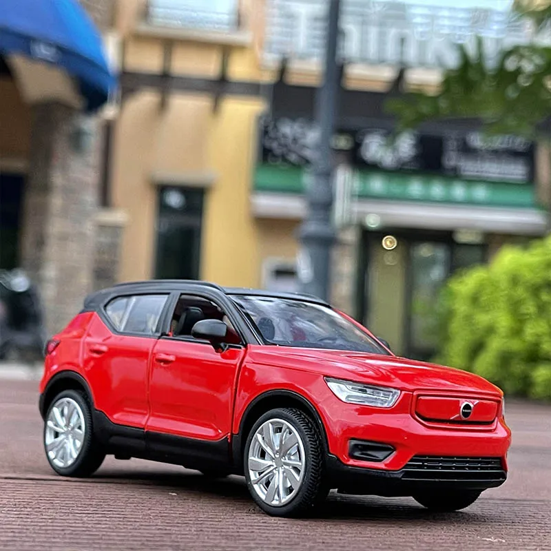 1:32 VOLVOs XC40 Alloy Car Model Diecast & Toy Vehicles Metal Car Model Simulation Sound and Light Collection Childrens Gift
1:32 VOLVOs XC40 Alloy Car Model Diecast & Toy Vehicles Metal Car Model Simulation Sound and Light Collection Childrens Gift