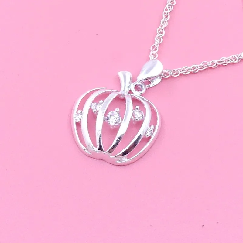 990 Sterling Silver Apple Pendant Pendant Female Silver Jewelry Niche Design Ins All-Match Geometric Net Red Ladies Necklace
990 Sterling Silver Apple Pendant Pendant Female Silver Jewelry Niche Design Ins All-Match Geometric Net Red Ladies Necklace
