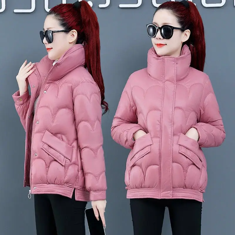 Women Pink Warm Loose Thicken Bread Down Jacket Coat 2022 Autumn Winter Korean New Fashion Woman Short Parka Coat Down Jacket
Women Pink Warm Loose Thicken Bread Down Jacket Coat 2022 Autumn Winter Korean New Fashion Woman Short Parka Coat Down Jacket