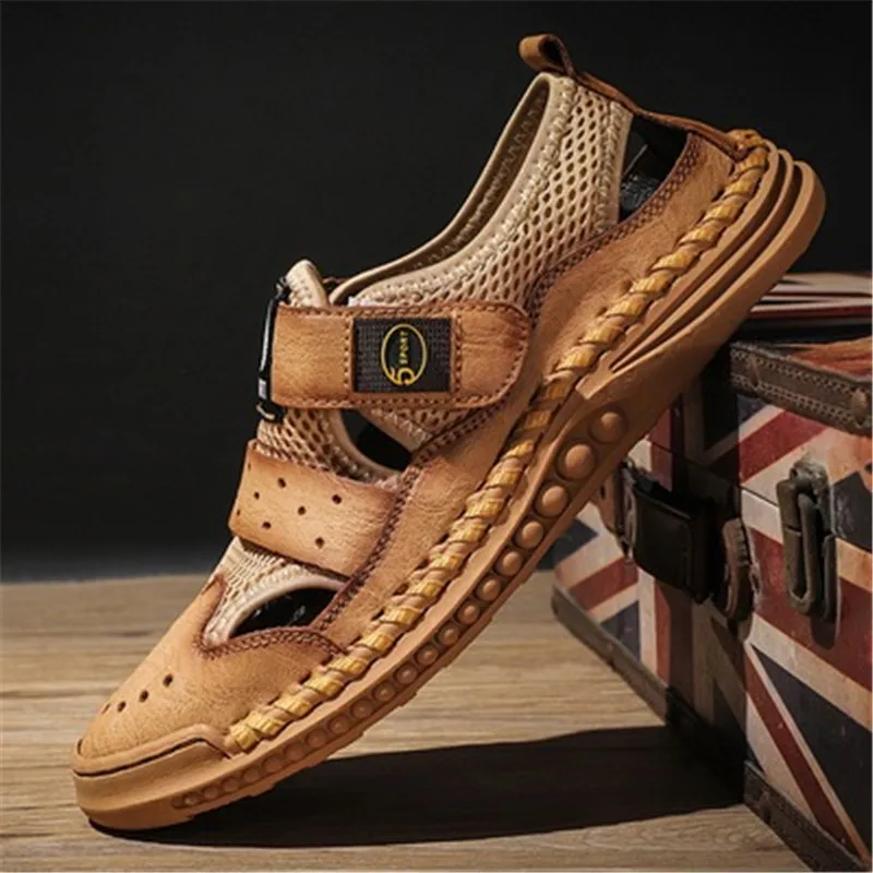 2022 Summer New Men Sandals Trend Soft Bottom Leather Baotou Breathable Velcro Dual-Purpose Wear-Resistant Casual Hole Shoes
2022 Summer New Men Sandals Trend Soft Bottom Leather Baotou Breathable Velcro Dual-Purpose Wear-Resistant Casual Hole Shoes