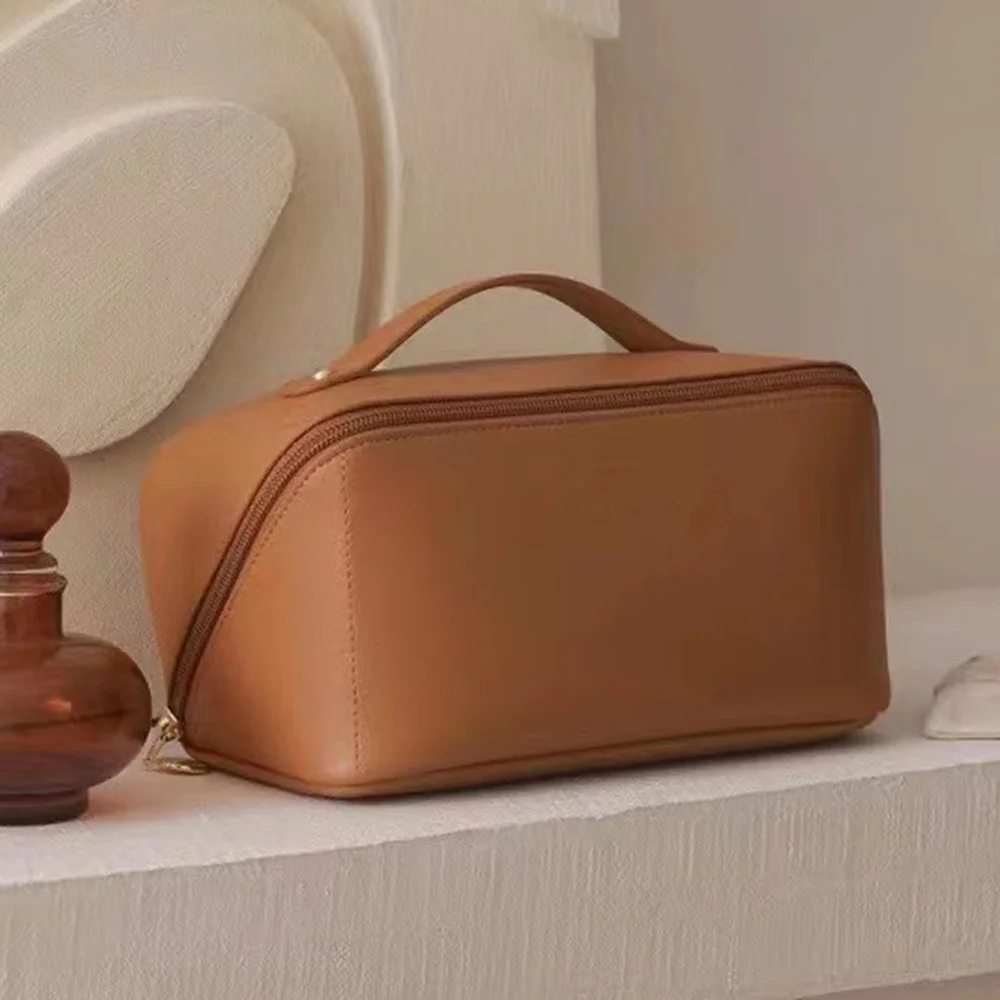 Women Cosmetics Bags Zipped Solid Travel Lady Organizer Pouch Storage Makeup Bag Bag for Women Lady SEC88
Women Cosmetics Bags Zipped Solid Travel Lady Organizer Pouch Storage Makeup Bag Bag for Women Lady SEC88