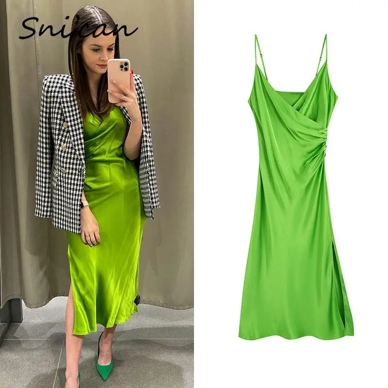 Solid Green Satin Long Dress Vintage Summer Spaghetti Strap Backless High Slit Sexy Dresses Robe Femme Vestidos Sukienka Letnia
Solid Green Satin Long Dress Vintage Summer Spaghetti Strap Backless High Slit Sexy Dresses Robe Femme Vestidos Sukienka Letnia