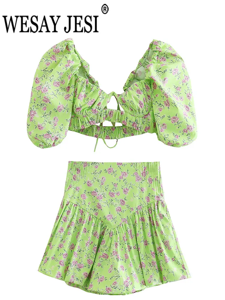 WESAY JESI Fashion Women Floral Print Short Skirt 2 Piece Set Slim Sexy Puff Sleeve Top + High Waist A-line Pleated Mini Skirt
WESAY JESI Fashion Women Floral Print Short Skirt 2 Piece Set Slim Sexy Puff Sleeve Top + High Waist A-line Pleated Mini Skirt