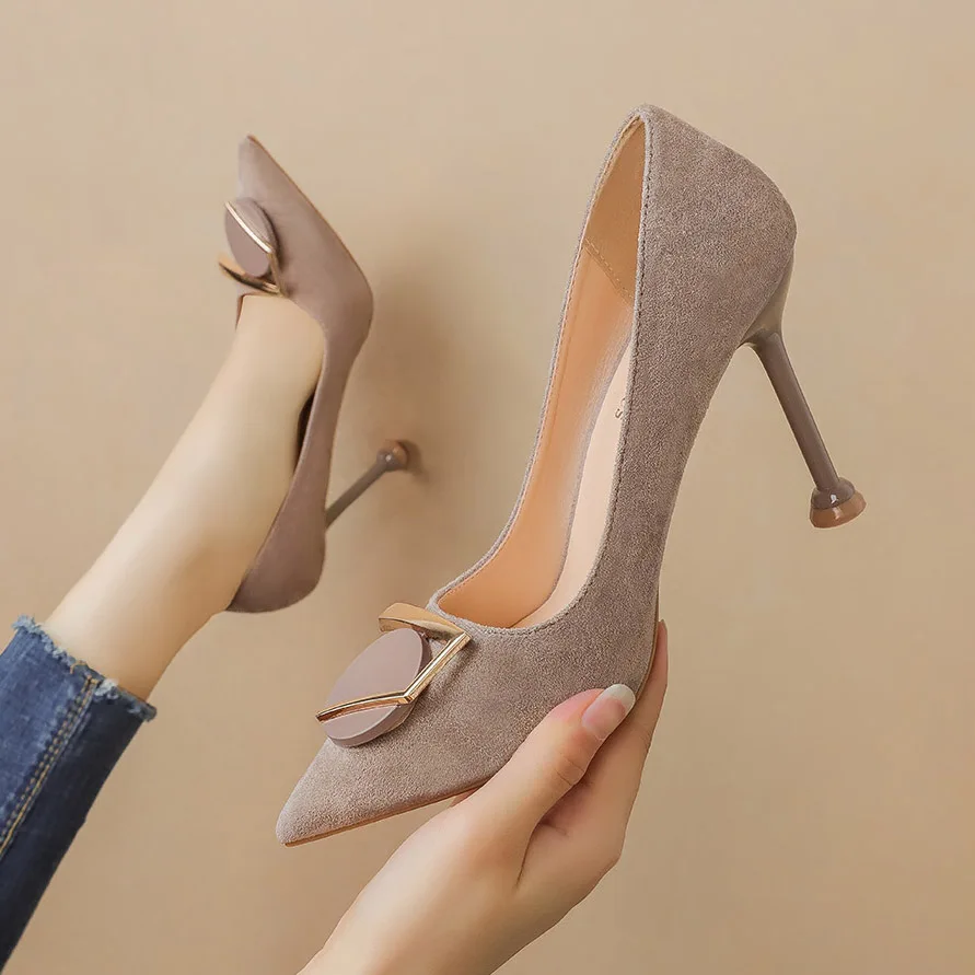 Korean Women Pumps Solid Suede Office Ladies Shoes Heeled Casual Female Stilettos Pointed Toe Women's Pumps Slip On Size 33-42
Korean Women Pumps Solid Suede Office Ladies Shoes Heeled Casual Female Stilettos Pointed Toe Women's Pumps Slip On Size 33-42