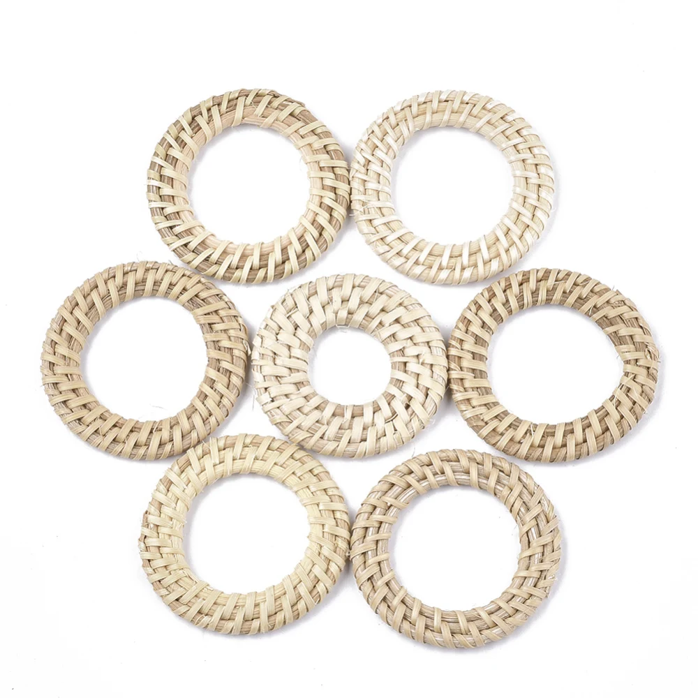 2PCS Handmade Reed Linking Rings For Making Straw Earrings and Necklaces Antique White 47~52x4~5mm Inner Diameter: 20~33mm
2PCS Handmade Reed Linking Rings For Making Straw Earrings and Necklaces Antique White 47~52x4~5mm Inner Diameter: 20~33mm