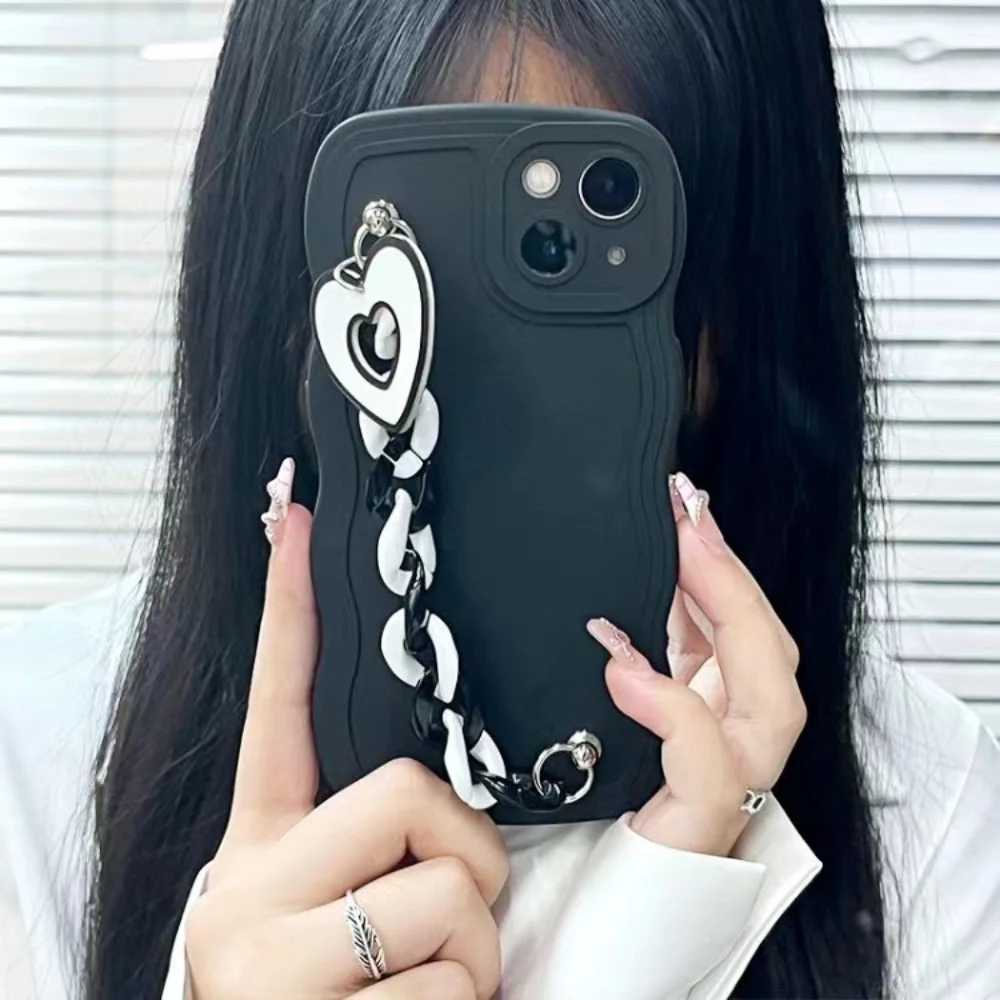 Soft Protective Back Case New Full Cover Liquid Silicone Phone Case for Apple 13IP14PROMAX Black Love Chain Wave Phone Case
Soft Protective Back Case New Full Cover Liquid Silicone Phone Case for Apple 13IP14PROMAX Black Love Chain Wave Phone Case