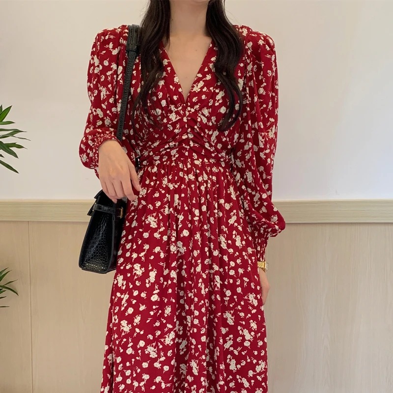 Early Spring 2022 New Female Chic Floral Print Dresses Tide Retro Pleated Waist Slim Chiffon Long Dress Mujer All-Match Vestidos
Early Spring 2022 New Female Chic Floral Print Dresses Tide Retro Pleated Waist Slim Chiffon Long Dress Mujer All-Match Vestidos