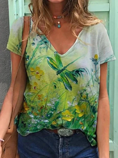2023 New Women Summer graphic t shirts harajuku Print Tops Tee Ladies V-Neck Short Sleeve Pullover Streetwear Flower T Shirt 
2023 New Women Summer graphic t shirts harajuku Print Tops Tee Ladies V-Neck Short Sleeve Pullover Streetwear Flower T Shirt