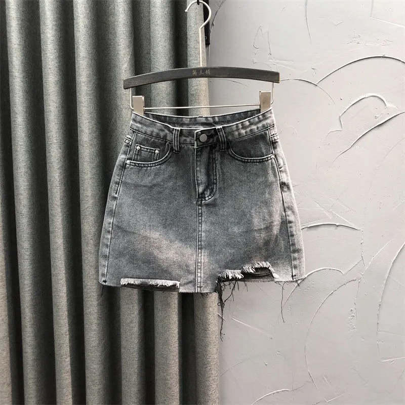Smoke Gray Denim Short Skirt Women's Hole Spring and Summer Fashion High Waist Slim Fit Slim A-line Lined Half Body Hip Skirt
Smoke Gray Denim Short Skirt Women's Hole Spring and Summer Fashion High Waist Slim Fit Slim A-line Lined Half Body Hip Skirt