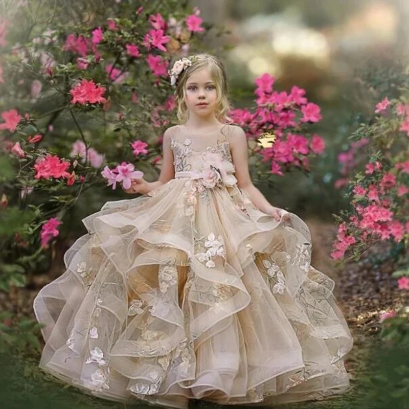 

Elegant Hot Sale Champagne Flower Girl Dresses with Sash Lace Appliques Custom Made Ball Gown First Communion Dresses for Girls