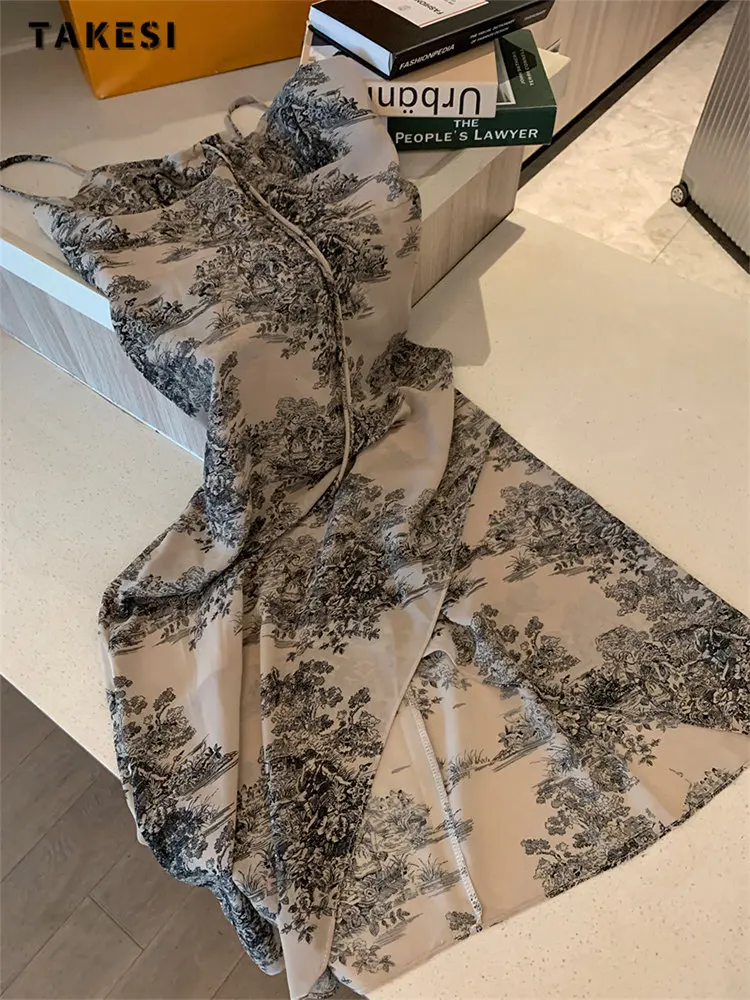 Women Vintage Print Lace-up V-neck Backless Mid Long Dress 2023 Summer Elegant Sleeveless High Waist Chiffon Suspender Dress
Women Vintage Print Lace-up V-neck Backless Mid Long Dress 2023 Summer Elegant Sleeveless High Waist Chiffon Suspender Dress