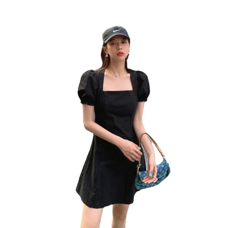 2023 New Summer Floral Black Mini Puff Short Sleeve Dress for Women Comfortable Square Collar Sweet Kawaii Backless Dresses
2023 New Summer Floral Black Mini Puff Short Sleeve Dress for Women Comfortable Square Collar Sweet Kawaii Backless Dresses