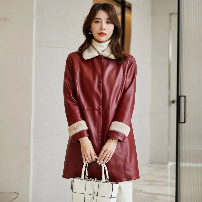 Autumn and winter middle and old aged leather coat women's plush thickened mother's fur one-piece middle and long classic coat
Autumn and winter middle and old aged leather coat women's plush thickened mother's fur one-piece middle and long classic coat