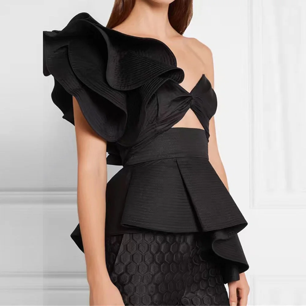 Sexy Ruffles One Shoulder Blouse Women Tops 2022 Irregular Party Top Female Elegant White Backless Bow Summer Women's Tunic
Sexy Ruffles One Shoulder Blouse Women Tops 2022 Irregular Party Top Female Elegant White Backless Bow Summer Women's Tunic