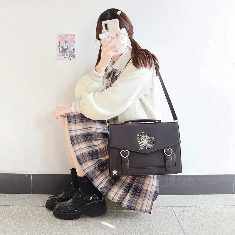 2023 Popular Trendy Shoulder Bags for Women Fashion JK Uniform Crossbody Bag High-capacity PU Hand Bag Autumn Bolsos Mujer
2023 Popular Trendy Shoulder Bags for Women Fashion JK Uniform Crossbody Bag High-capacity PU Hand Bag Autumn Bolsos Mujer