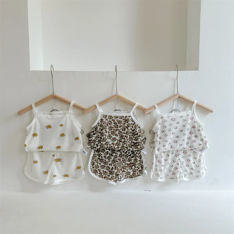 2023 New Baby Summer Sleeveless Sling Vest + Shorts Clothes Set Cute Print Print Infant 2pcs Suit Children Casual Outfits
2023 New Baby Summer Sleeveless Sling Vest + Shorts Clothes Set Cute Print Print Infant 2pcs Suit Children Casual Outfits
