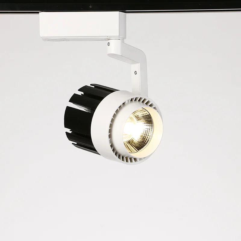 220V 30W Cob Spoor Licht Aluminium Plafond Rail Spot Verlichting Voor Kleding Winkel Schoenen Winkel Track Rail Verlichting 
220V 30W Cob Spoor Licht Aluminium Plafond Rail Spot Verlichting Voor Kleding Winkel Schoenen Winkel Track Rail Verlichting